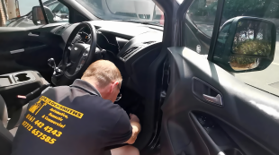 emergency auto locksmith van